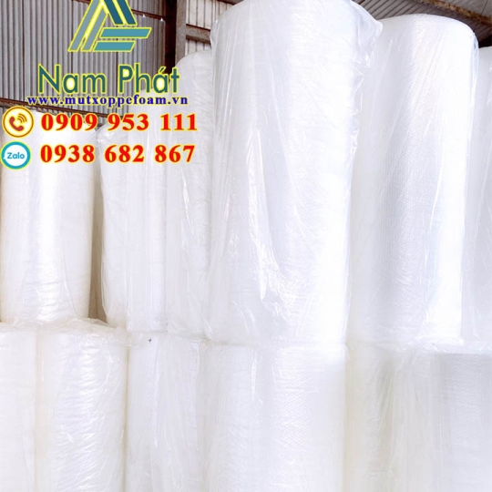 Cuộn Xốp hơi 1m4 x 100m